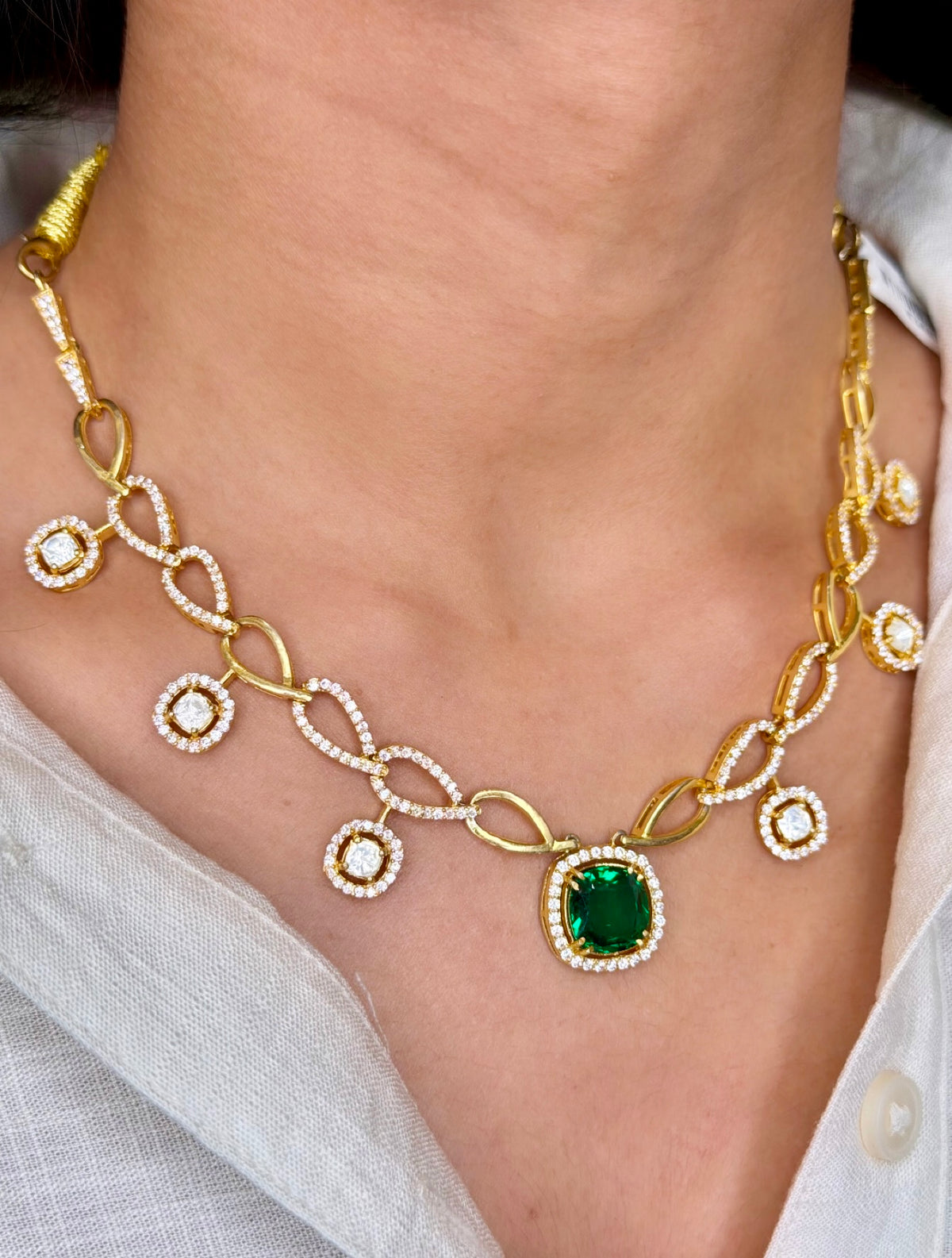 Royal Emerald Necklace Set with Earrings