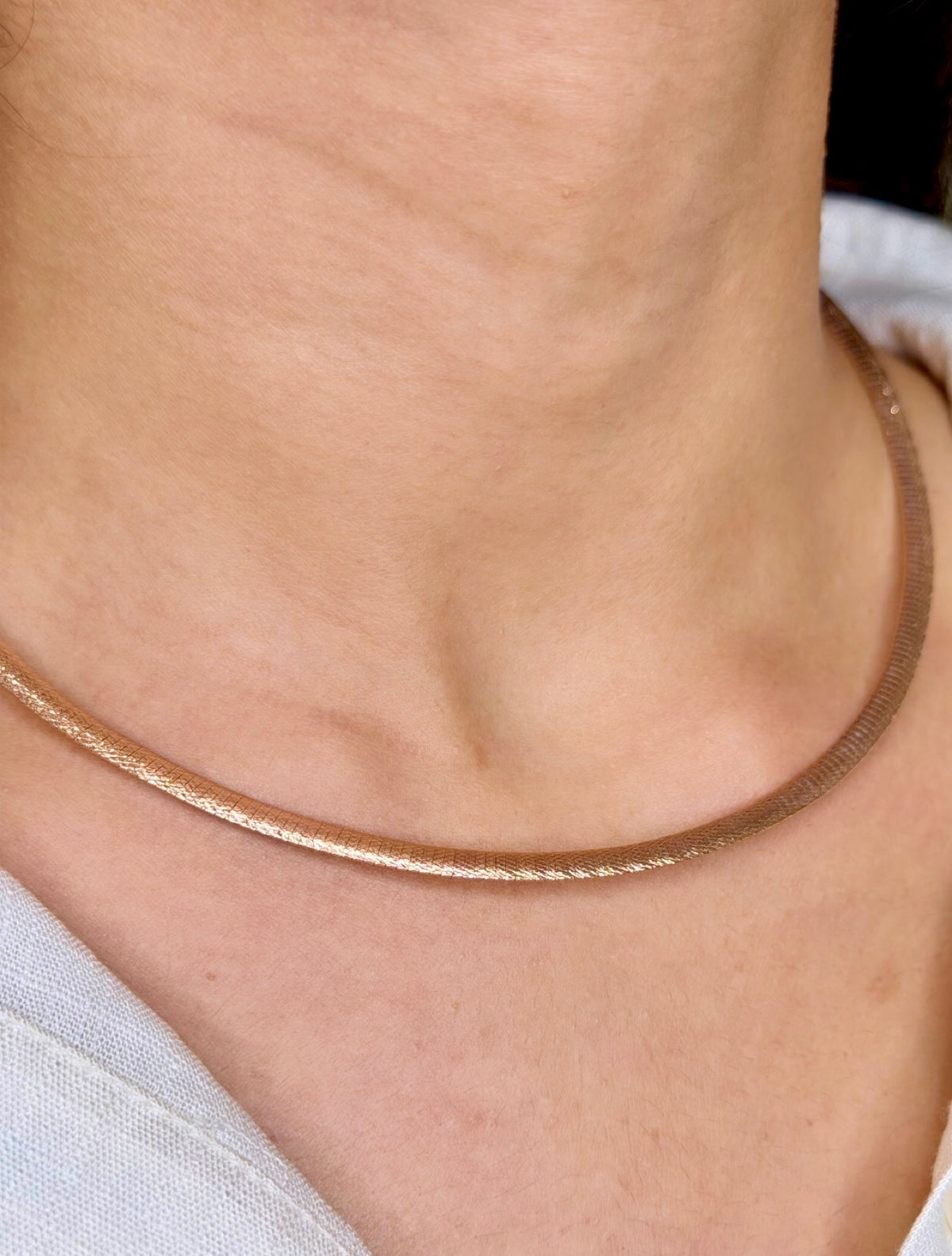 Textured Rose Gold Wire Stiff Chain