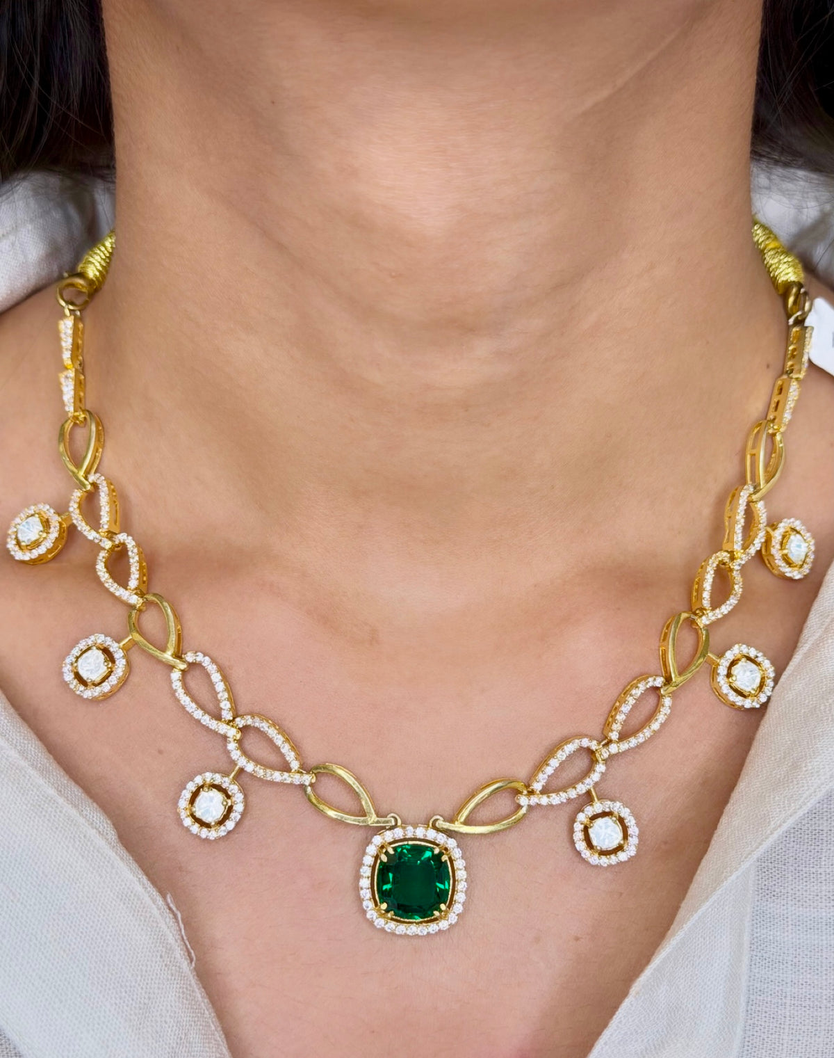 Royal Emerald Necklace Set with Earrings