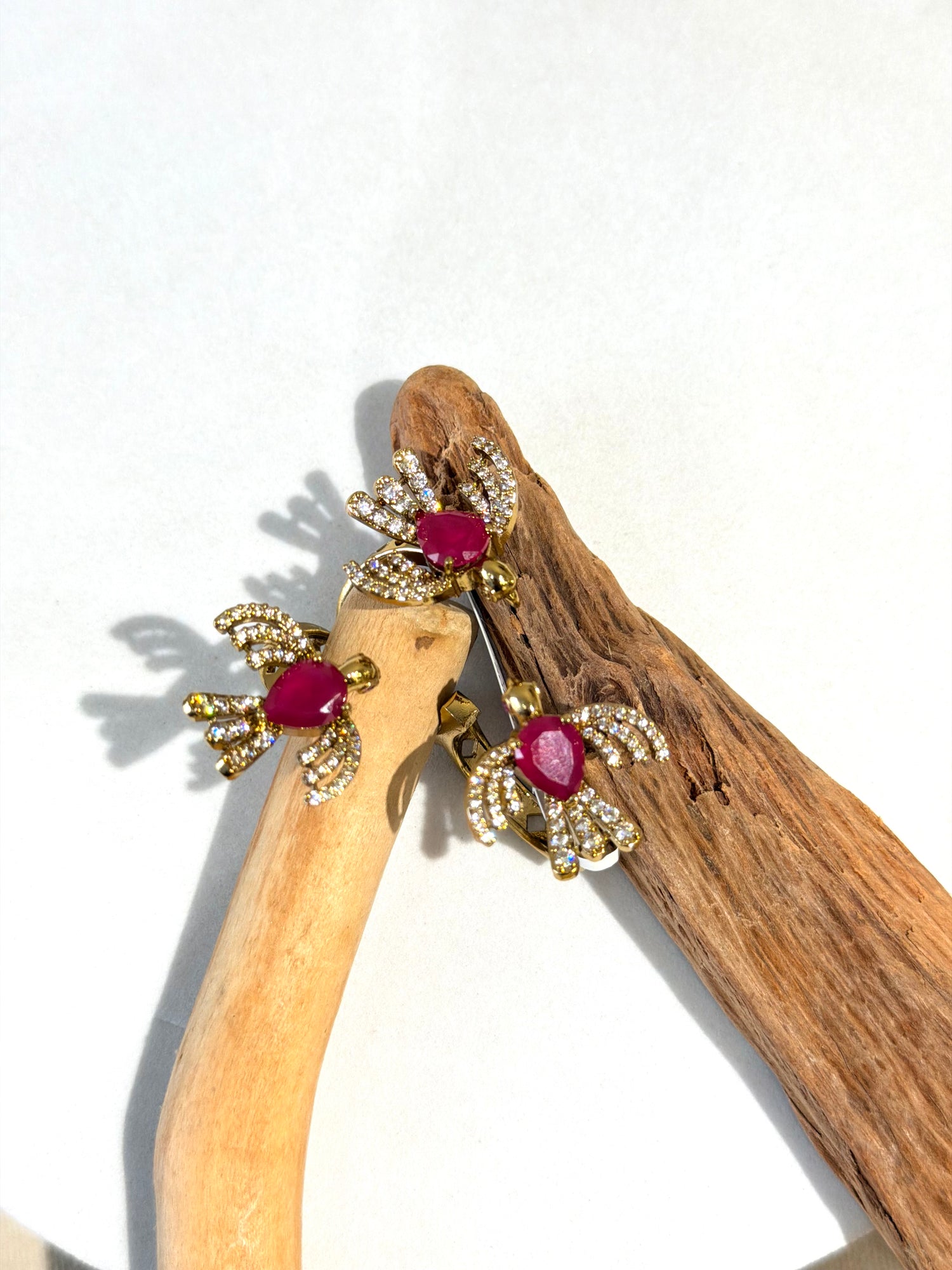 Gold Tone Bird Motif Ring