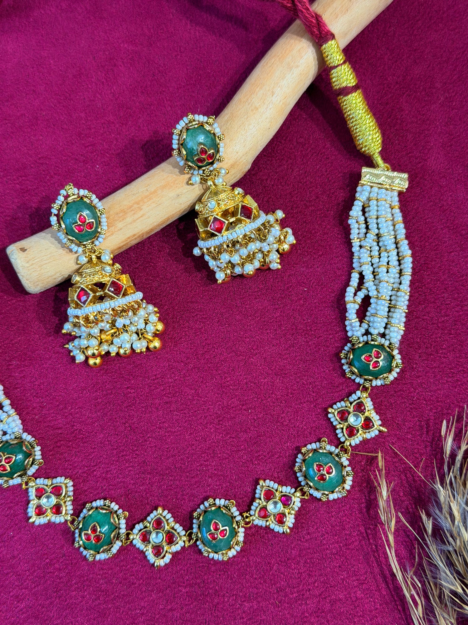 Jadau Choker Set with Khakho Moti