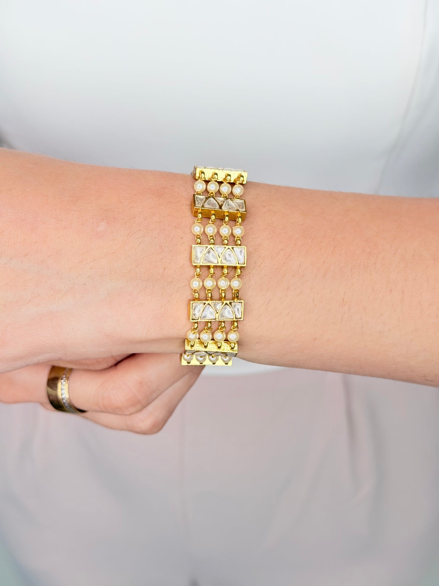 Multi-Band Jadau Bracelet with Khakko Moti