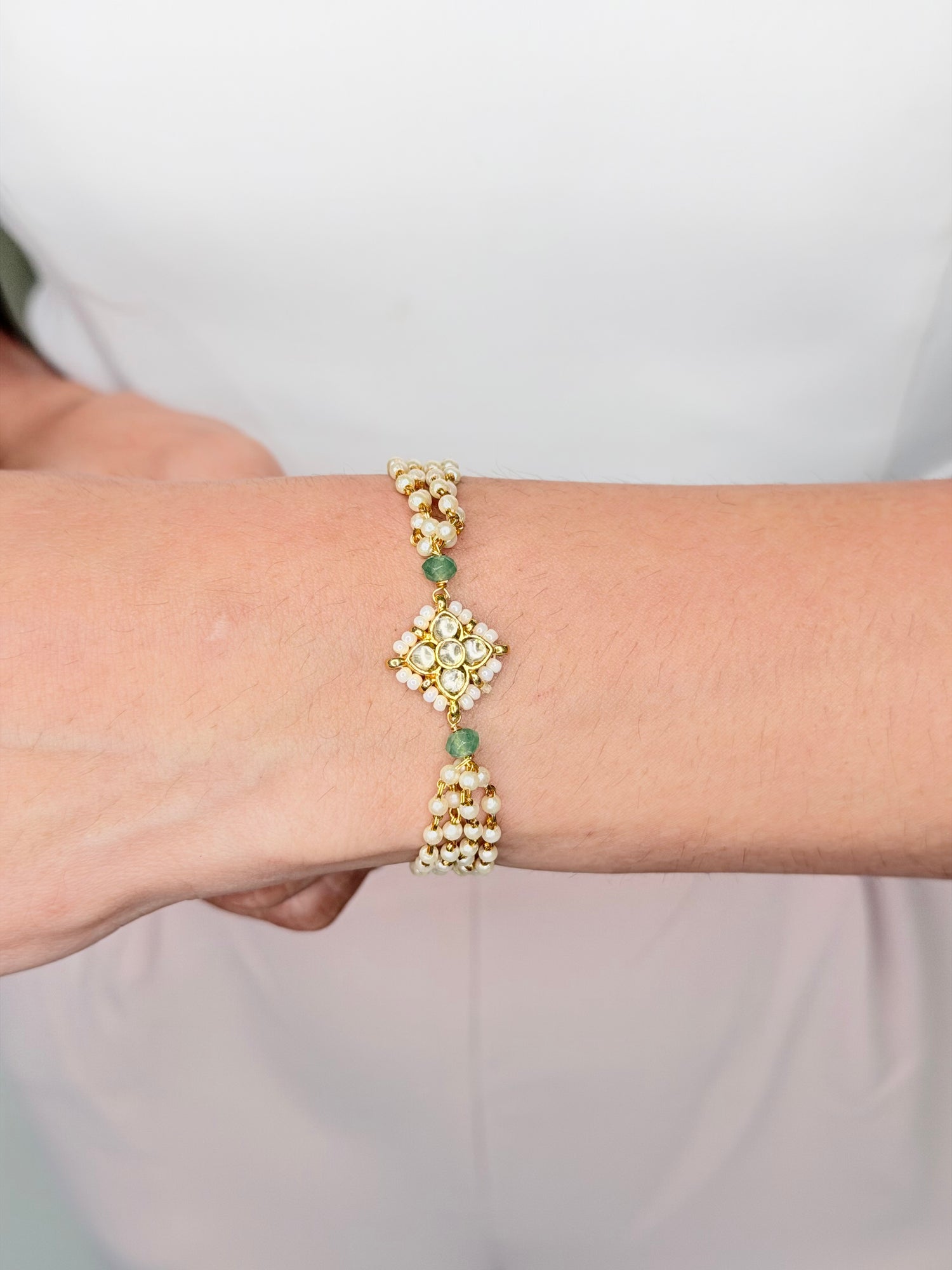 Elegant Jadau Khakko Moti Bracelet