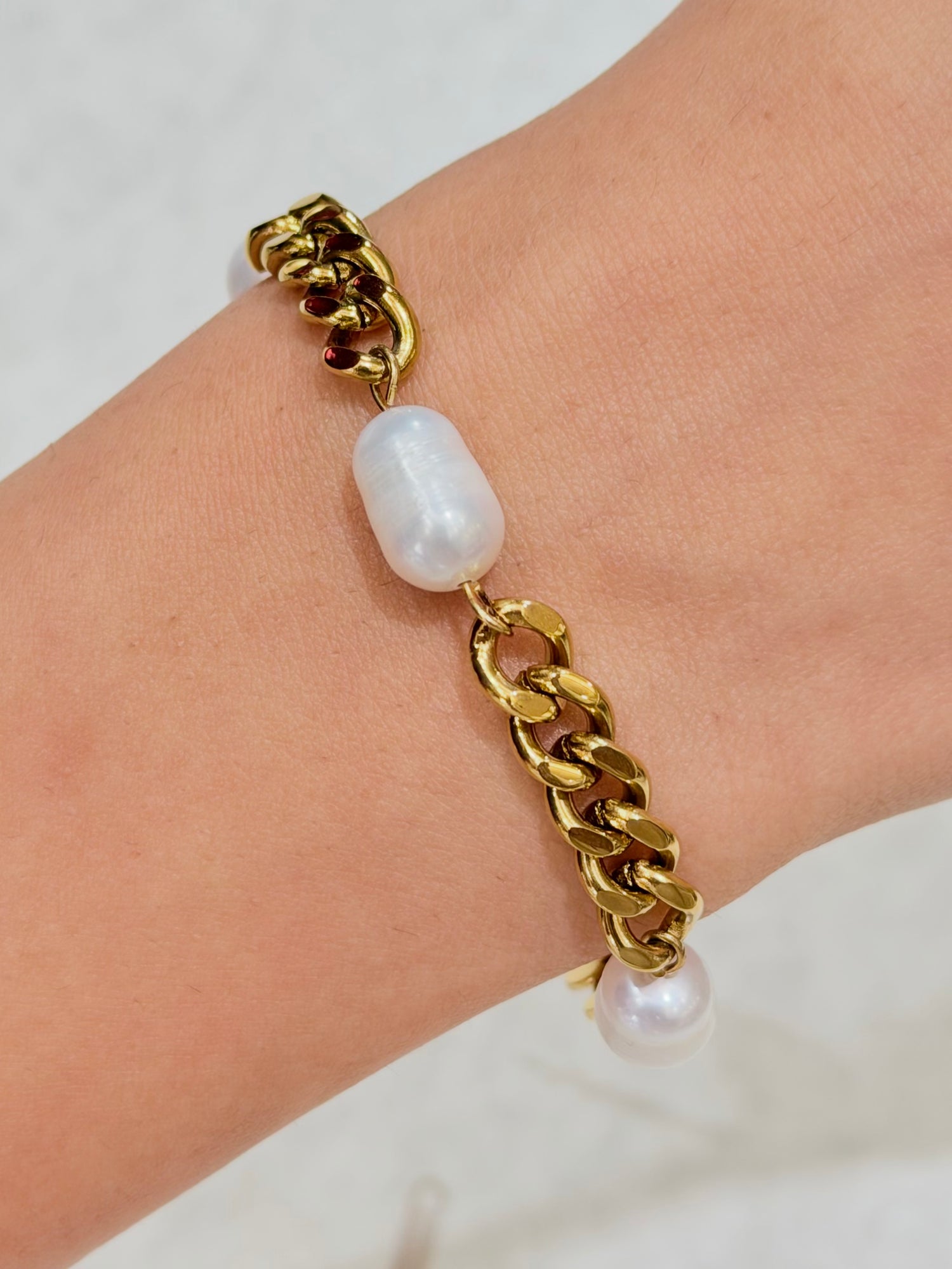 Baroque Pearl & Gold Chain Anti-Tarnish Bracelet