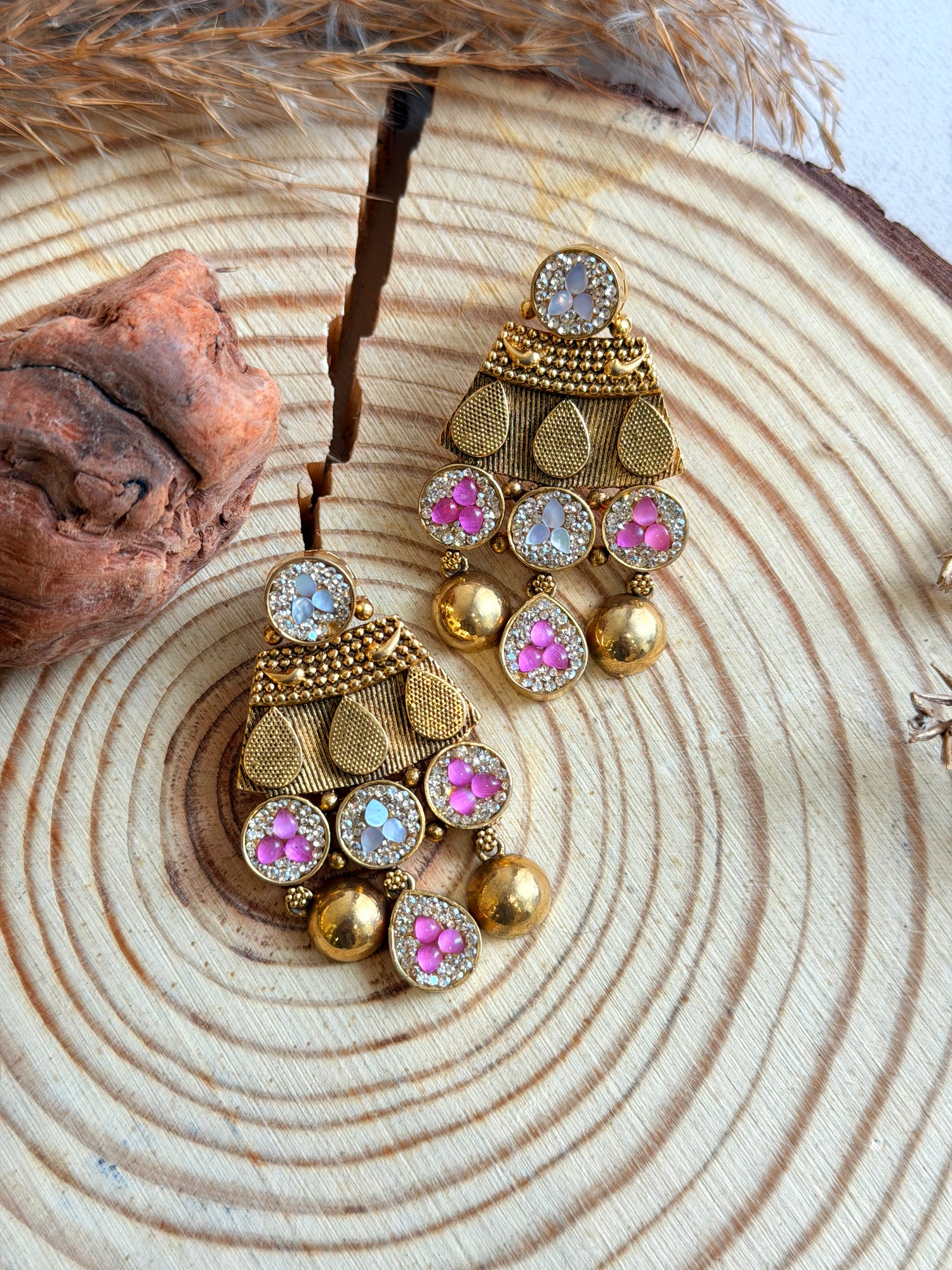 Antique Pendant Set