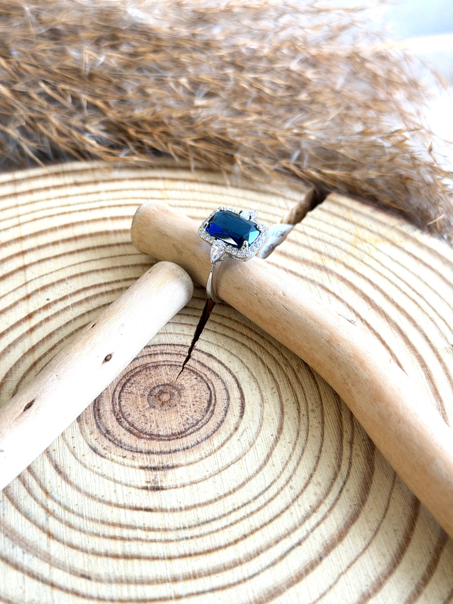 Blue Sapphire Diamond Ring
