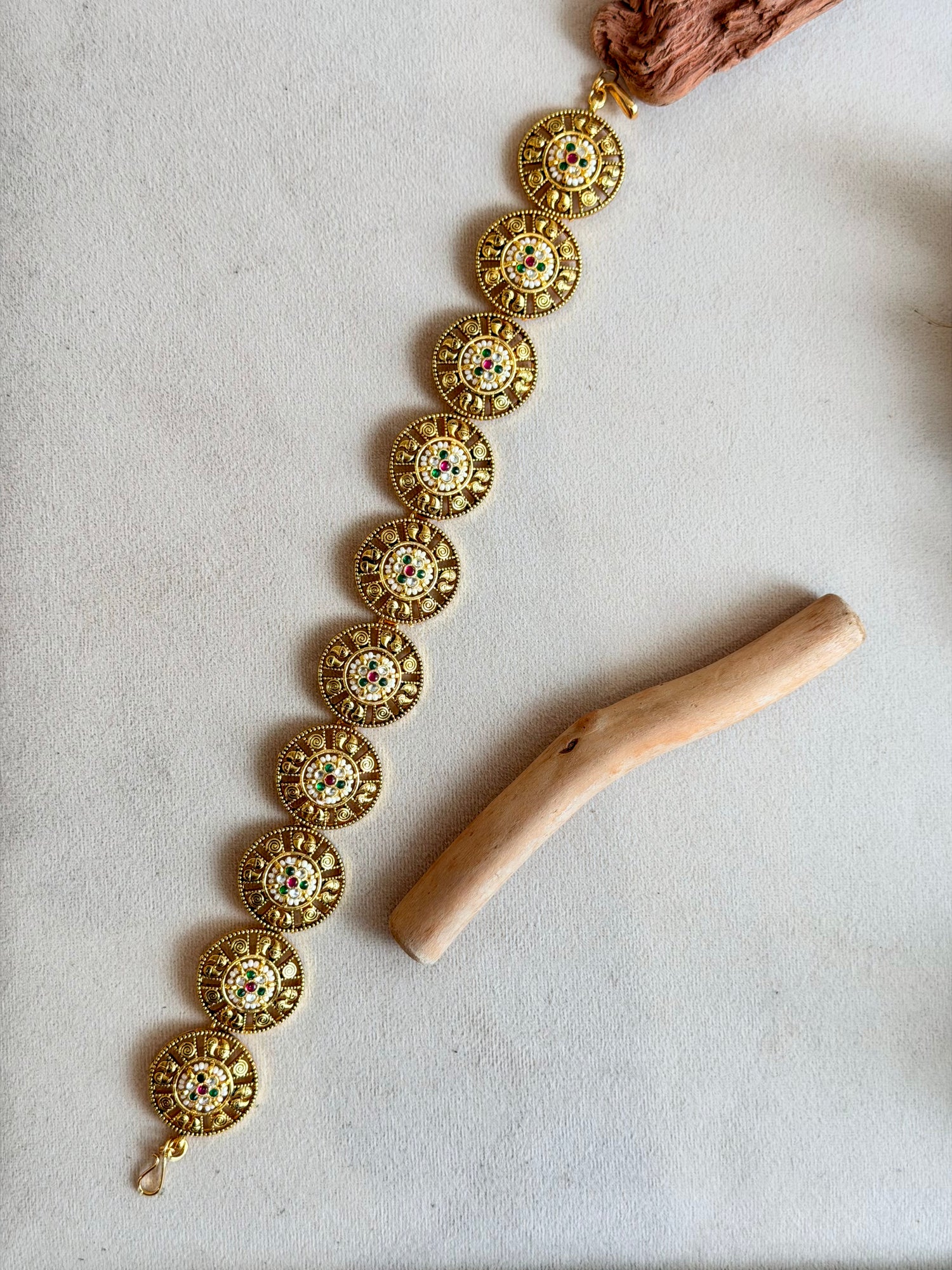 Gold Circular Motif Matha Patti
