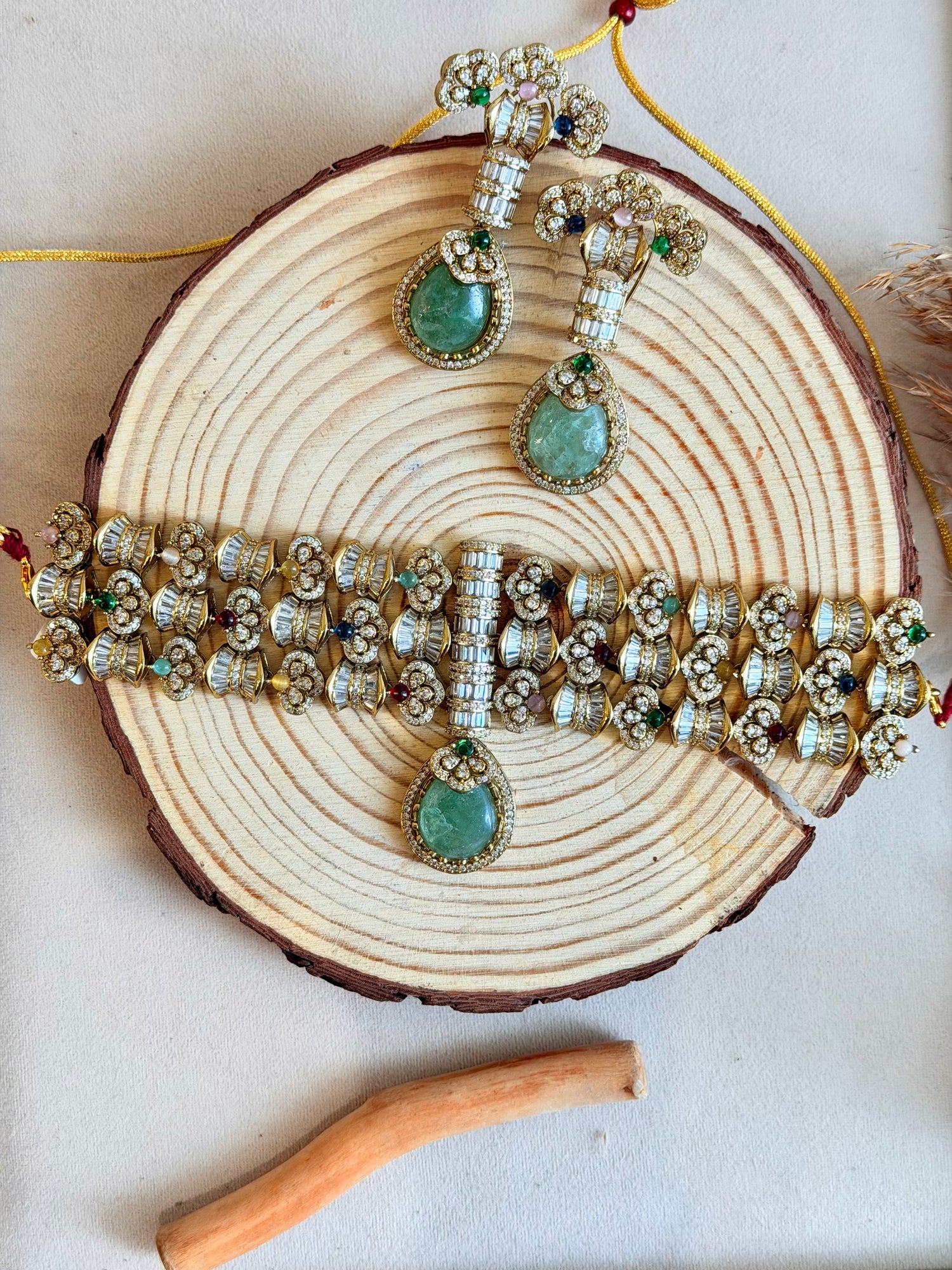 Mint Green Fusion Chocker Set
