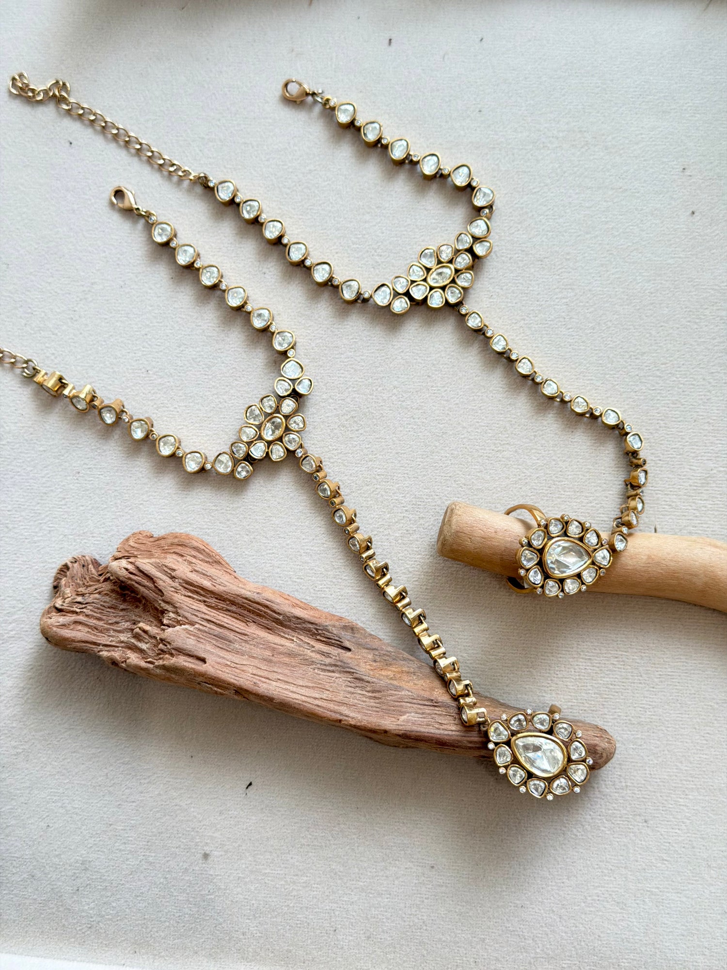 Kundan Haath Phool